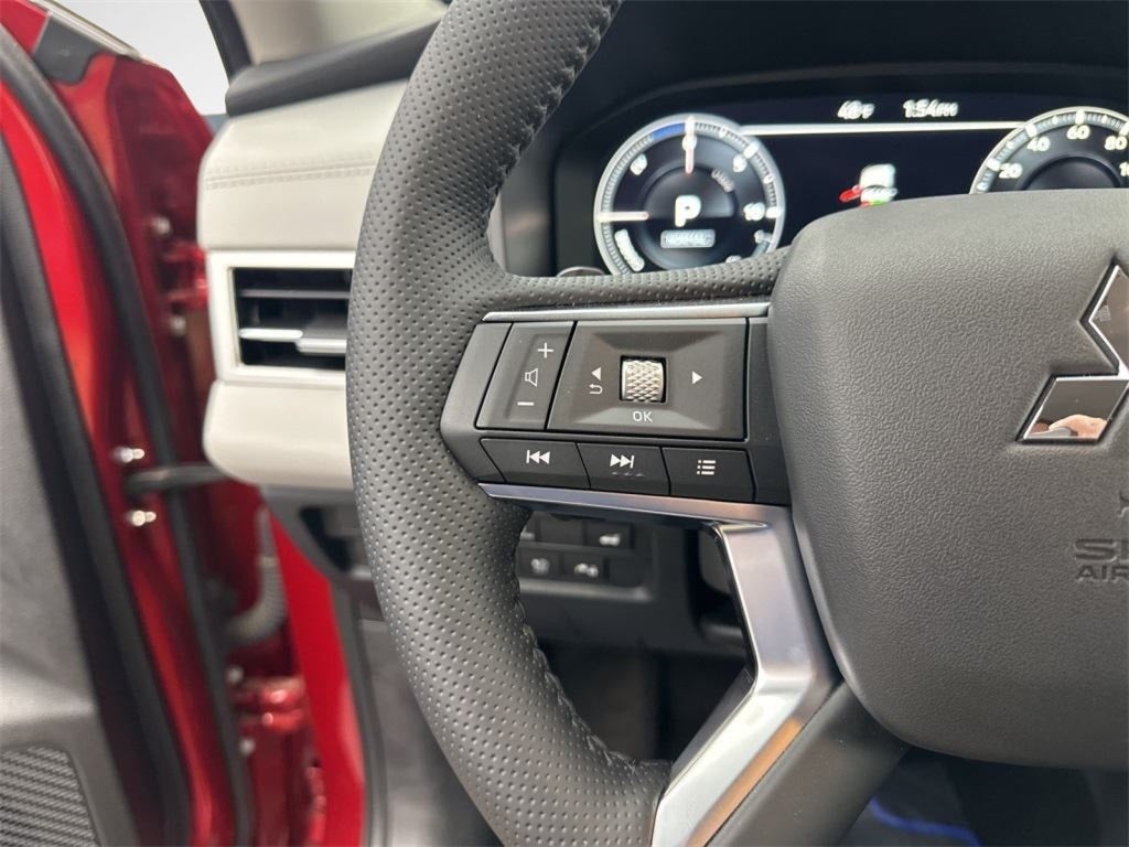 2025 Mitsubishi Outlander PHEV SEL