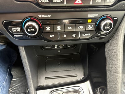 2017 Kia Niro Touring