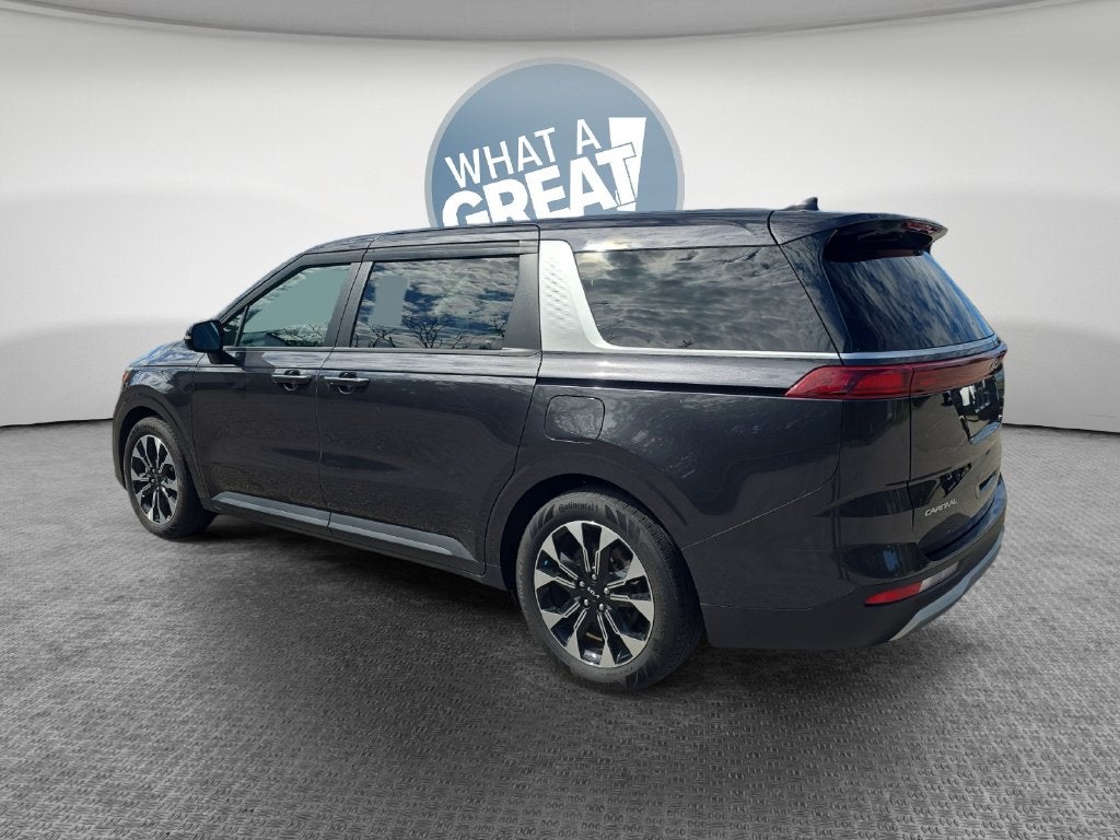 2024 Kia Carnival EX
