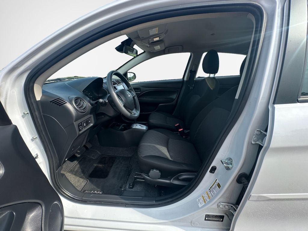 2024 Mitsubishi Mirage ES