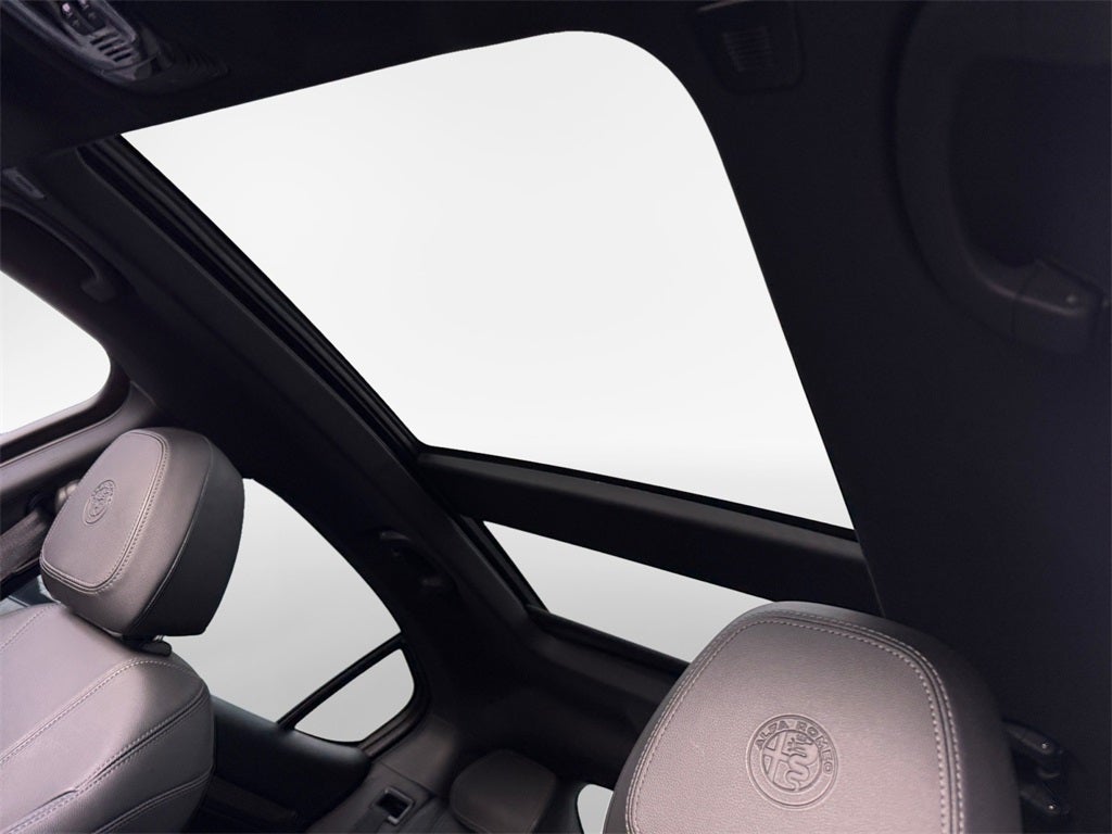 2023 Alfa Romeo Stelvio Ti