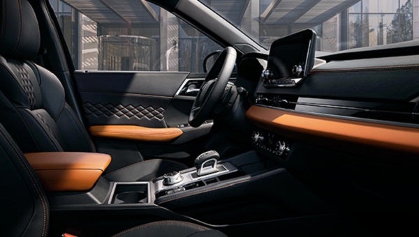 2023 Outlander Interior | Jim Shorkey Mitsubishi - North Hills in Pittsburgh PA